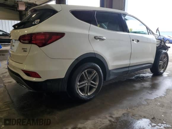 2017 Hyundai Santa Fe 2.4L with VIN 5XYZTDLB0HG392485, listed as a Copart auction lot 86511245 with 98,136 mi miles and Salvage title. Bid and sale history available at DreamBid. Image 3.