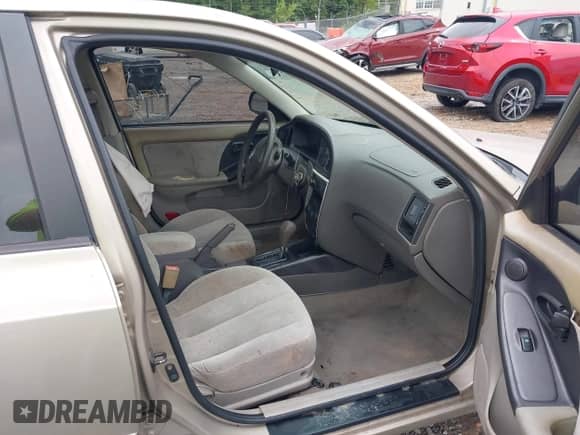 2006 Hyundai Elantra GLS with VIN KMHDN46D66U348841, listed as a IAAI auction lot 42928538 with 190,548 mi miles and . Bid and sale history available at DreamBid. Image 5.