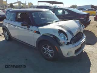 2013 MINI Hardtop with VIN WMWSU3C50DT545364, listed as a IAAI auction lot 43226196 with 120,165 mi miles and . Bid and sale history available at DreamBid. Image 1.