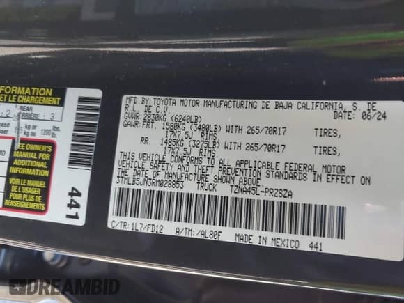 2024 Toyota Tacoma SR5 with VIN 3TMLB5JN3RM028853, listed as a IAAI auction lot 40990601 with 10,095 mi miles and . Bid and sale history available at DreamBid. Image 9.