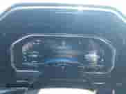 2024 Chevrolet Silverado 1500 LT z VIN 1GCPDDEK9RZ156065, wystawiony jako IAAI lot #42589120 z przebiegiem 11 299 mil mil oraz . Historia ofert i sprzedaży dostępna na DreamBid. Obrazek 7.