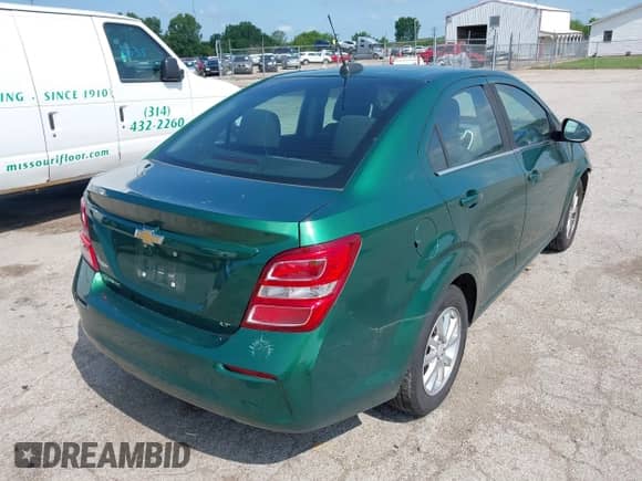 2018 Chevrolet Sonic LT с VIN 1G1JD5SH7J4127873, выставлен на аукционе IAAI как лот 42547888 с пробегом 71 517 миль миль и . История ставок и продаж доступна на DreamBid. Изображение 4.