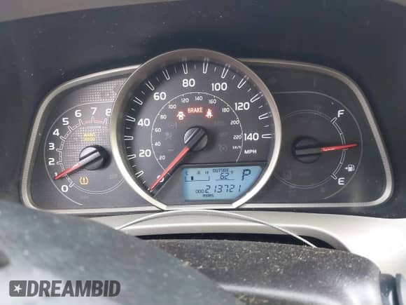 2015 Toyota RAV4 LE with VIN 2T3BFREV6FW234454, listed as a IAAI auction lot 43241870 with 213,721 mi miles and . Bid and sale history available at DreamBid. Image 7.