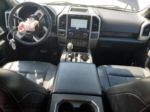 2020 Ford F-150 XL с VIN 1FTEW1CP8LKE89999, выставлен на аукционе Copart как лот 71614025 с пробегом 61 138 миль миль и Списание • Salvage title. История ставок и продаж доступна на DreamBid. Изображение 8.