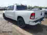 2021 Ram 1500 Lone Star z VIN 1C6RREFT1MN592746, wystawiony jako IAAI lot #41722298 z przebiegiem 46 484 mil mil oraz . Historia ofert i sprzedaży dostępna na DreamBid. Obrazek 3.