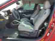 2012 Hyundai Veloster w/Black Int z VIN KMHTC6AD6CU042853, wystawiony jako Copart lot #65559895 z przebiegiem 99 109 mil mil oraz Czysty tytuł • Clean title. Historia ofert i sprzedaży dostępna na DreamBid. Obrazek 7.