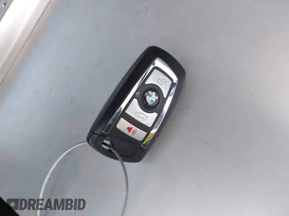 2015 BMW 5 Series 535i с VIN WBA5B1C56FG127068, выставлен на аукционе IAAI как лот 42559959 с пробегом 142 531 миль миль и . История ставок и продаж доступна на DreamBid. Изображение 11.