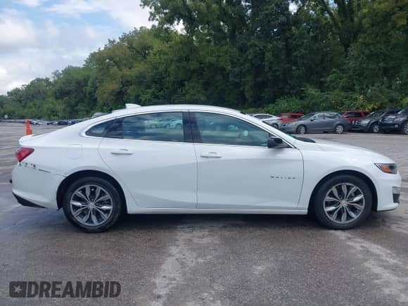 2022 Chevrolet Malibu LT z VIN 1G1ZD5ST9NF114429, wystawiony jako IAAI lot #43181784 z przebiegiem 84 791 mil mil oraz . Historia ofert i sprzedaży dostępna na DreamBid. Obrazek 13.