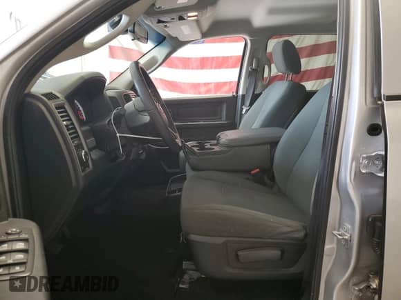 2016 Ram 1500 Express z VIN 1C6RR7KT5GS158529, wystawiony jako Copart lot #85118845 z przebiegiem 80 799 mil mil oraz Szkoda całkowita • Salvage title. Historia ofert i sprzedaży dostępna na DreamBid. Obrazek 7.