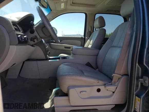 2009 Chevrolet Tahoe с VIN 1GNFK13529R102661, выставлен на аукционе Copart как лот 58174045 с пробегом 153 314 миль миль и Списание • Salvage title. История ставок и продаж доступна на DreamBid. Изображение 7.