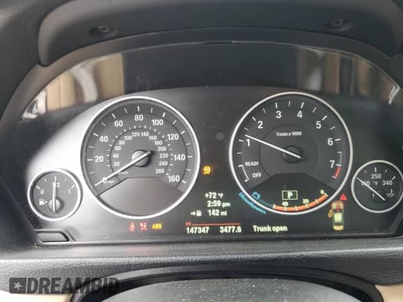 2014 BMW 3 Series 328i xDrive с VIN WBA3B5C5XEP543881, выставлен на аукционе Copart как лот 69576385 с пробегом 147 347 миль миль и Списание • Salvage title. История ставок и продаж доступна на DreamBid. Изображение 9.