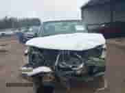 2005 GMC Sierra 1500 Work Truck z VIN 1GTEC14V15Z208030, wystawiony jako IAAI lot #41625004 z przebiegiem 340 630 mil mil oraz . Historia ofert i sprzedaży dostępna na DreamBid. Obrazek 6.