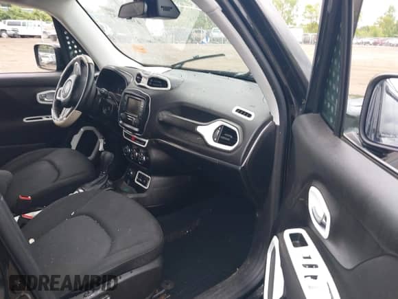 2017 Jeep Renegade Latitude с VIN ZACCJBBB7HPF51455, выставлен на аукционе IAAI как лот 43029357 с пробегом Не указан миль и . История ставок и продаж доступна на DreamBid. Изображение 5.