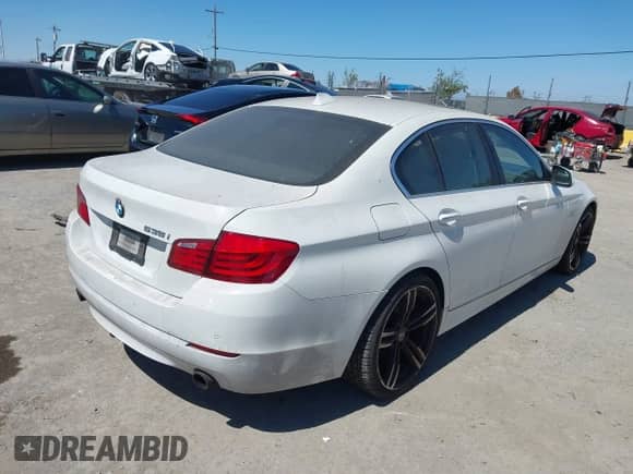 2011 BMW 5 Series 535i with VIN WBAFR7C59BC266616, listed as a IAAI auction lot 43144977 with 108,805 mi miles and . Bid and sale history available at DreamBid. Image 4.
