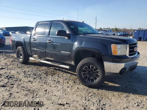 2008 GMC Sierra 1500 SL with VIN 2GTEK13C081163176, listed as a Copart auction lot 47055915 with 290,430 mi miles and Salvage title. Bid and sale history available at DreamBid. Image 4.