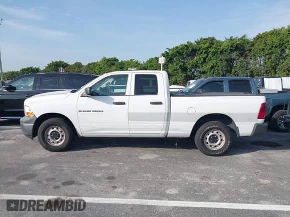2011 Ram 1500 SLT with VIN 1D7RV1GPXBS697739, listed as a IAAI auction lot 41833058 with 198,175 mi miles and . Bid and sale history available at DreamBid. Image 14.