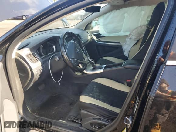2017 Volvo S60 Inscription с VIN LYV402TK8HB141665, выставлен на аукционе Copart как лот 64806615 с пробегом Не указан миль и Списание • Salvage title. История ставок и продаж доступна на DreamBid. Изображение 7.