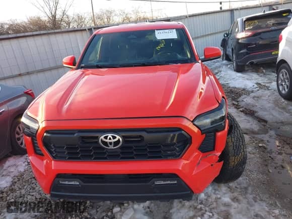 2024 Toyota Tacoma SR5 with VIN 3TYLB5JN8RT016492, listed as a IAAI auction lot 41356245 with 3,649 mi miles and . Bid and sale history available at DreamBid. Image 13.
