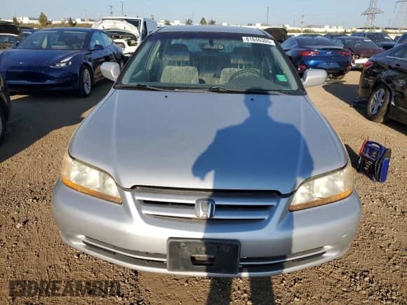 2002 Honda Accord LX с VIN 1HGCG56462A029615, выставлен на аукционе Copart как лот 81846305 с пробегом 147 842 миль миль и Списание • Salvage title. История ставок и продаж доступна на DreamBid. Изображение 5.