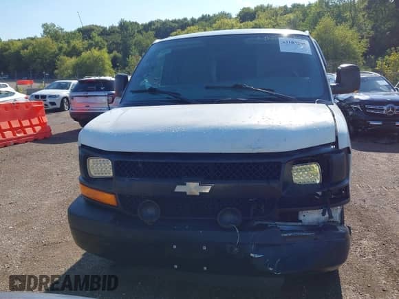 2013 Chevrolet Express Cargo z VIN 1GCWGFCA9D1190510, wystawiony jako IAAI lot #43103295 z przebiegiem 197 185 mil mil oraz . Historia ofert i sprzedaży dostępna na DreamBid. Obrazek 12.