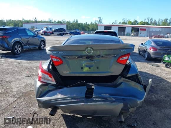 2016 Nissan Altima S with VIN 1N4AL3AP5GC190627, listed as a IAAI auction lot 43267217 with 118,368 mi miles and . Bid and sale history available at DreamBid. Image 6.