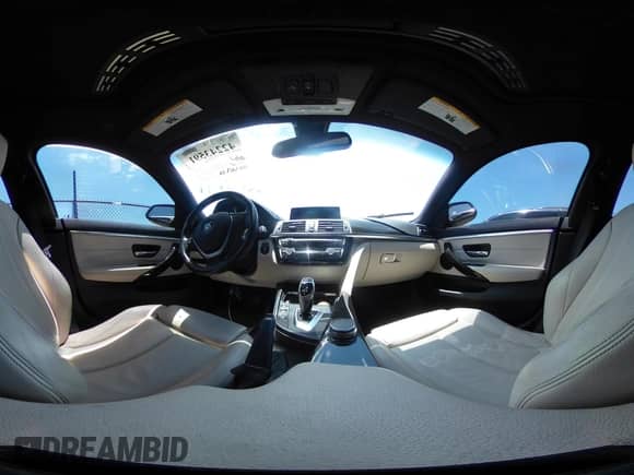 2019 BMW 4 Series 430i z VIN WBA4J1C51KBM13884, wystawiony jako IAAI lot #42243591 z przebiegiem 110 357 mil mil oraz . Historia ofert i sprzedaży dostępna na DreamBid. Obrazek 18.