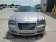 2014 Chrysler 300 S с VIN 2C3CCABT7EH138465, выставлен на аукционе Copart как лот 62778445 с пробегом 75 706 миль миль и Списание • Salvage title. История ставок и продаж доступна на DreamBid. Изображение 5.