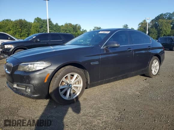 2015 BMW 5 Series 528i xDrive с VIN WBA5A7C50FD621062, выставлен на аукционе Copart как лот 71746375 с пробегом 85 756 миль миль и Чистый • Clean title. История ставок и продаж доступна на DreamBid. Изображение 1.