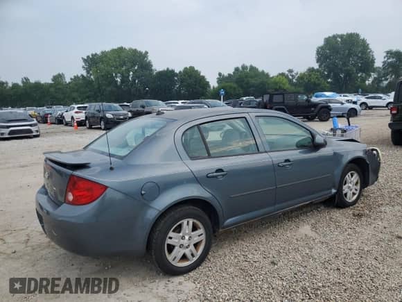 2005 Chevrolet Cobalt LS с VIN 1G1AL52F557547749, выставлен на аукционе Copart как лот 66696445 с пробегом 150 812 миль миль и Списание • Salvage title. История ставок и продаж доступна на DreamBid. Изображение 3.