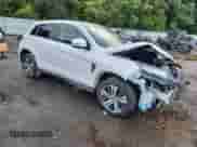 2021 Mitsubishi Outlander SE z VIN JA4APVAU3MU014045, wystawiony jako Copart lot #84015645 z przebiegiem 86 630 mil mil oraz Szkoda całkowita • Salvage title. Historia ofert i sprzedaży dostępna na DreamBid. Obrazek 4.