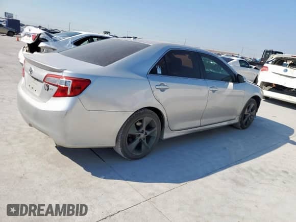 2012 Toyota Camry XLE с VIN 4T1BK1FK8CU018398, выставлен на аукционе Copart как лот 81991675 с пробегом 210 231 миль миль и Списание • Salvage title. История ставок и продаж доступна на DreamBid. Изображение 3.