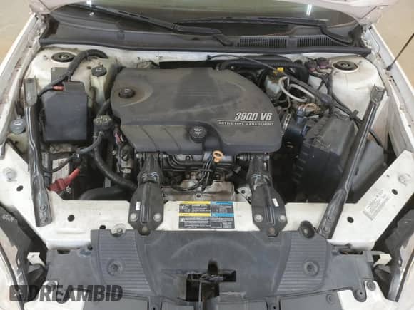 2008 Chevrolet Impala LTZ z VIN 2G1WU583881251819, wystawiony jako Copart lot #63138415 z przebiegiem 195 950 mil mil oraz Szkoda całkowita • Salvage title. Historia ofert i sprzedaży dostępna na DreamBid. Obrazek 11.