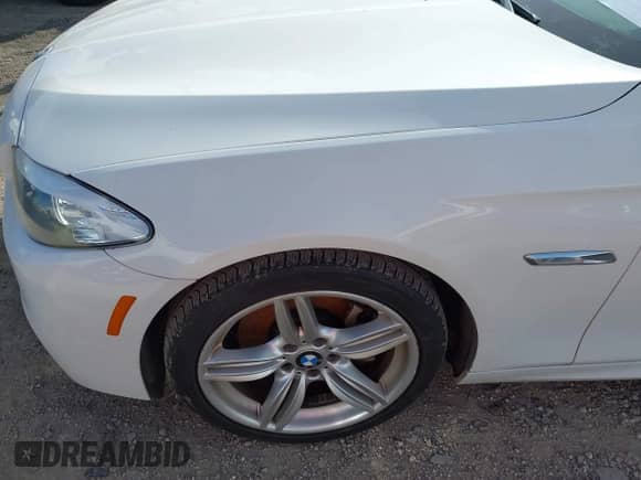 2012 BMW 5 Series 550i z VIN WBAFR9C50CDV58954, wystawiony jako IAAI lot #42768791 z przebiegiem 125 295 mil mil oraz . Historia ofert i sprzedaży dostępna na DreamBid. Obrazek 19.