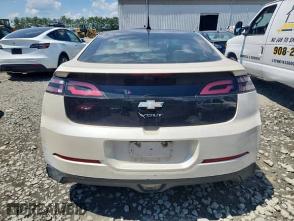 2011 Chevrolet Volt с VIN 1G1RD6E40BU102073, выставлен на аукционе Copart как лот 64514505 с пробегом Не указан миль и Чистый • Clean title. История ставок и продаж доступна на DreamBid. Изображение 6.