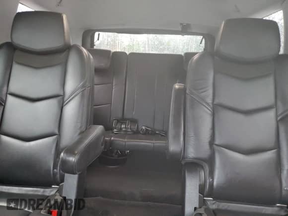 2018 Cadillac Escalade Luxury z VIN 1GYS4BKJ7JR278304, wystawiony jako Copart lot #67045065 z przebiegiem 191 448 mil mil oraz Szkoda całkowita • Salvage title. Historia ofert i sprzedaży dostępna na DreamBid. Obrazek 10.