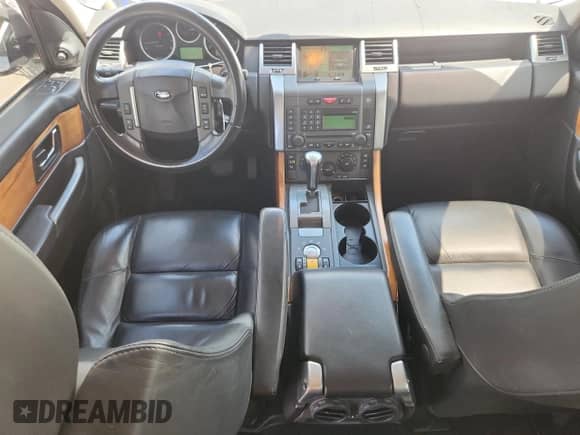 2007 Land Rover Range Rover Sport SC с VIN SALSH23427A989797, выставлен на аукционе Copart как лот 60276985 с пробегом 111 763 миль миль и Списание • Salvage title. История ставок и продаж доступна на DreamBid. Изображение 8.