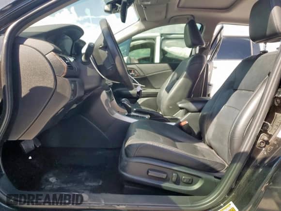 2017 Honda Accord Touring with VIN 1HGCR3F93HA038050, listed as a Copart auction lot 81736515 with 109,934 mi miles and Salvage title. Bid and sale history available at DreamBid. Image 7.