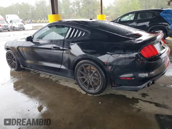 2016 Ford Mustang Shelby GT350 с VIN 1FA6P8JZ4G5523736, выставлен на аукционе Copart как лот 86843985 с пробегом 62 962 миль миль и Чистый • Clean title. История ставок и продаж доступна на DreamBid. Изображение 2.