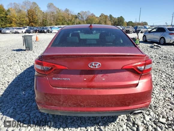2015 Hyundai Sonata SE z VIN 5NPE24AF4FH240965, wystawiony jako Copart lot #89498125 z przebiegiem 148 109 mil mil oraz Szkoda całkowita • Salvage title. Historia ofert i sprzedaży dostępna na DreamBid. Obrazek 6.