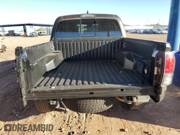 2020 Toyota Tacoma SR5 с VIN 3TMCZ5AN7LM367148, выставлен на аукционе Copart как лот 87045625 с пробегом 26 306 миль миль и Списание • Salvage title. История ставок и продаж доступна на DreamBid. Изображение 6.