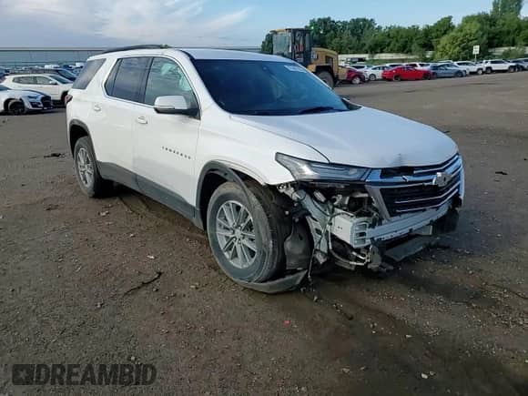 2023 Chevrolet Traverse LT z VIN 1GNERHKW1PJ102558, wystawiony jako Copart lot #71447135 z przebiegiem 48 337 mil mil oraz Szkoda całkowita • Salvage title. Historia ofert i sprzedaży dostępna na DreamBid. Obrazek 15.