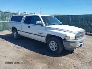 1997 Dodge 1500 с VIN 1B7HC13Z2VJ601227, выставлен на аукционе IAAI как лот 41716038 с пробегом 245 468 миль миль и . История ставок и продаж доступна на DreamBid. Изображение 1.