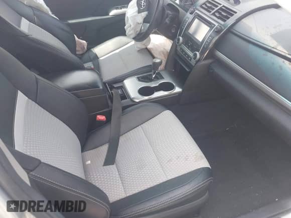 2014 Toyota Camry L with VIN 4T1BF1FK5EU439096, listed as a IAAI auction lot 43026822 with 140,843 mi miles and . Bid and sale history available at DreamBid. Image 5.