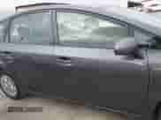 2015 Toyota Prius Two z VIN JTDZN3EU9FJ029814, wystawiony jako IAAI lot #42194234 z przebiegiem 63 637 mil mil oraz . Historia ofert i sprzedaży dostępna na DreamBid. Obrazek 14.