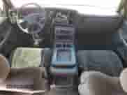 2006 GMC Sierra 1500 SLE1 с VIN 2GTEK13T161198144, выставлен на аукционе Copart как лот 57613985 с пробегом 228 174 миль миль и Списание • Salvage title. История ставок и продаж доступна на DreamBid. Изображение 8.