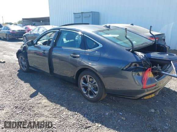 2025 Honda Accord EX-L with VIN 1HGCY2F66SA040093, listed as a IAAI auction lot 43039038 with Not provided miles and . Bid and sale history available at DreamBid. Image 3.