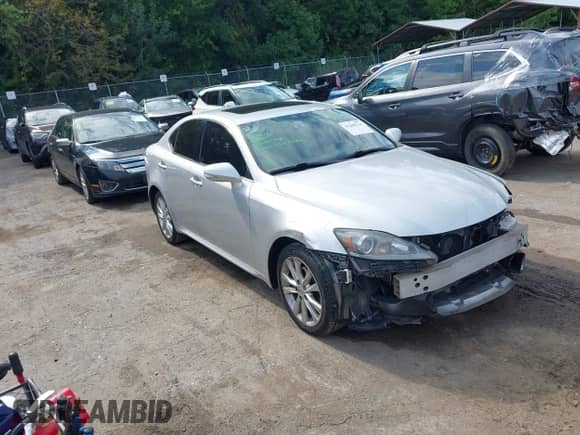 2012 Lexus IS 250 z VIN JTHCF5C24C5058219, wystawiony jako IAAI lot #43208714 z przebiegiem 140 788 mil mil oraz . Historia ofert i sprzedaży dostępna na DreamBid. Obrazek 1.