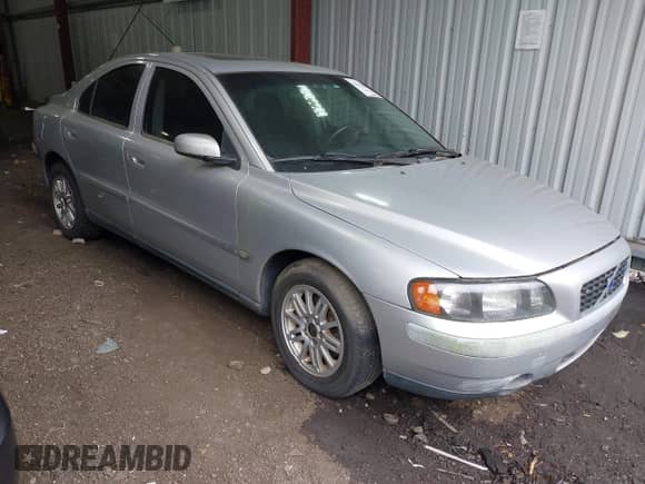 2004 Volvo S60 с VIN YV1RS61T842335279, выставлен на аукционе IAAI как лот 43434809 с пробегом 164 066 миль миль и . История ставок и продаж доступна на DreamBid. Изображение 1.