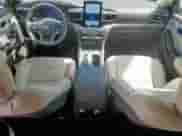 2020 Ford Explorer Platinum с VIN 1FM5K8HC0LGA60137, выставлен на аукционе Copart как лот 64837965 с пробегом 24 932 миль миль и Списание • Salvage title. История ставок и продаж доступна на DreamBid. Изображение 8.