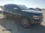 2007 Chevrolet Tahoe LS with VIN 1GNFK13057J382947, listed as a Copart auction lot 52784125 with 264,014 mi miles and Salvage title. Bid and sale history available at DreamBid. Image 4.